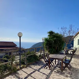 L'ulivo E Il Mare Farma