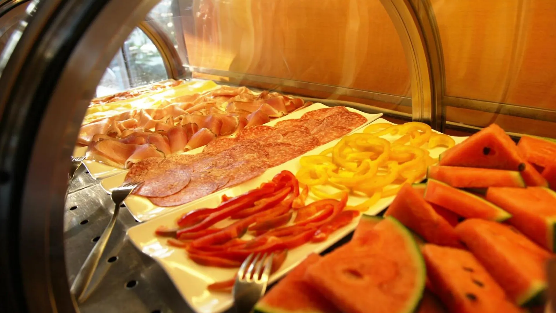 ***  Hotel Metro Milan Italy